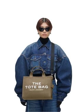 Marc Jacobs The Tote Bag in Olive Green with White Logo